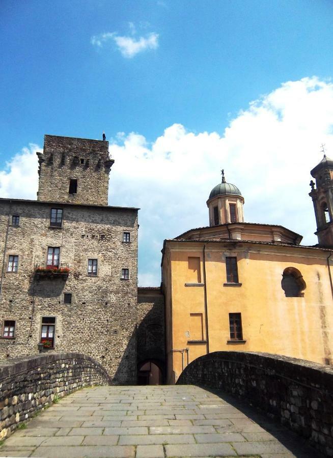 Ai Chiosi Affittacamere Pontremoli Kültér fotó