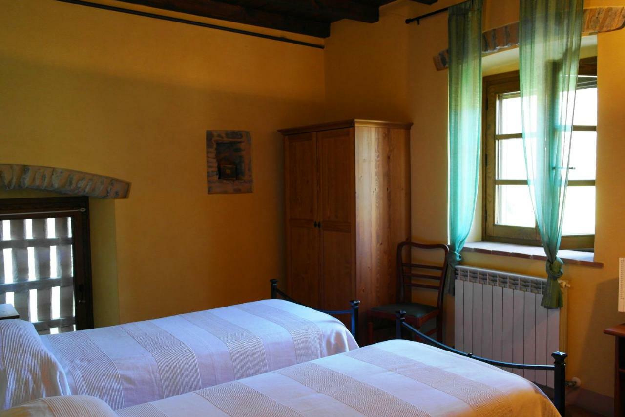 Ai Chiosi Affittacamere Pontremoli Kültér fotó