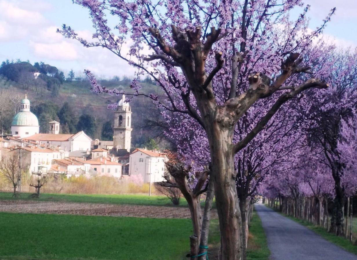 Ai Chiosi Affittacamere Pontremoli Kültér fotó